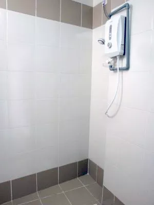 ユニットD２人部屋(専用シャワー・トイレ付)