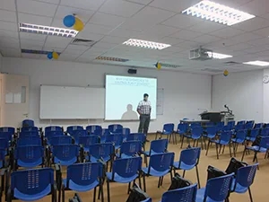 チュートリアル型授業用小教室