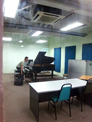 音楽学部練習用スタジオ