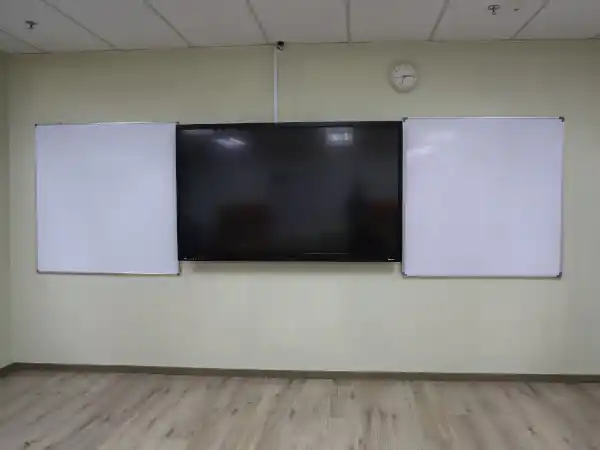 小学校低学年教室