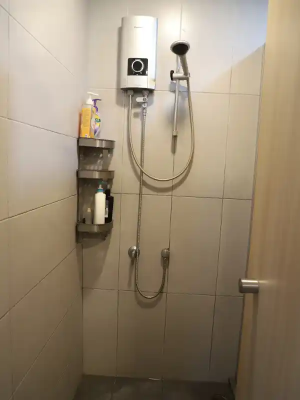 共用シャワー