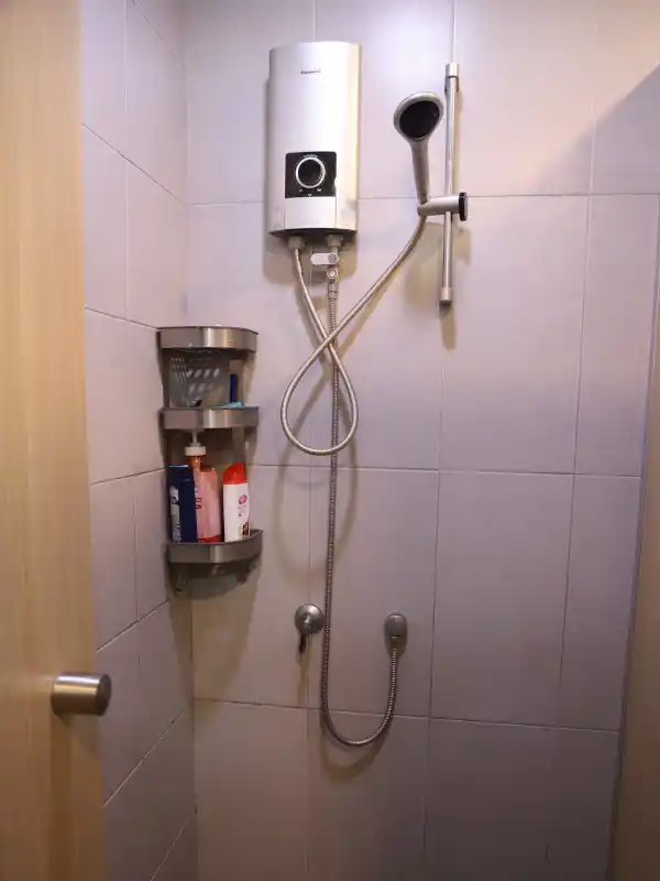 共用シャワー