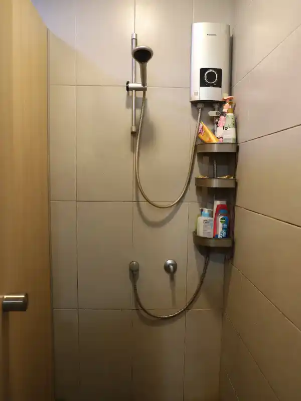 共用シャワー