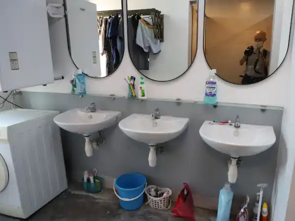 共用洗面所