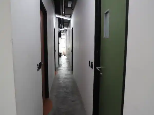 アパート内