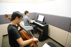 音楽専攻練習用教室